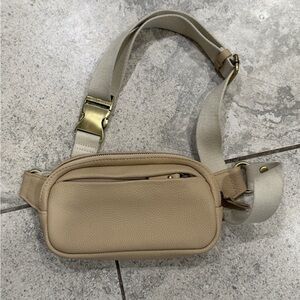 Andar “the Indie” crossbody bag